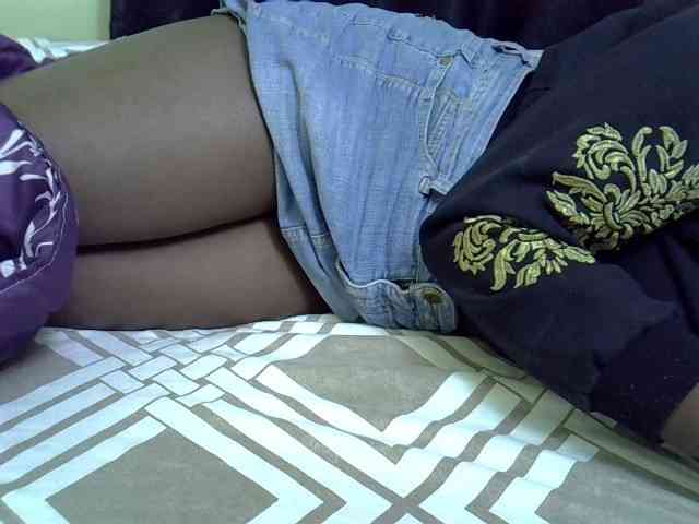 Sexyyves webcam