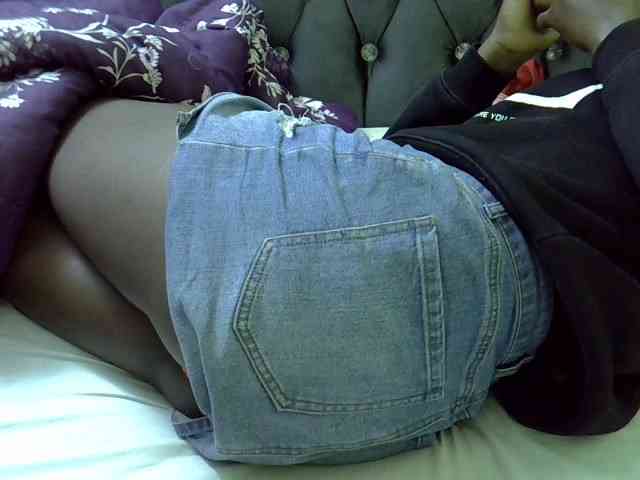 Sexyyves webcam