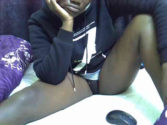 Sexyyves webcam