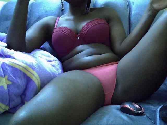 Sexyyves webcam