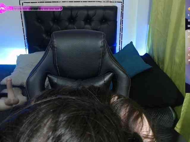 KrystalAdams webcam