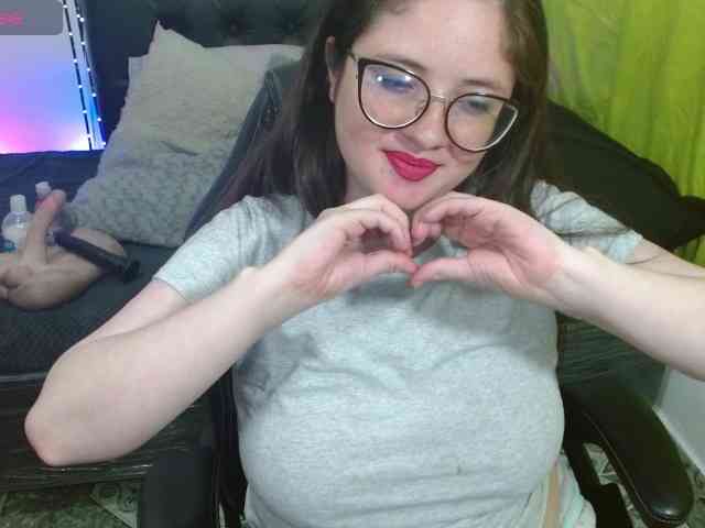 KrystalAdams webcam