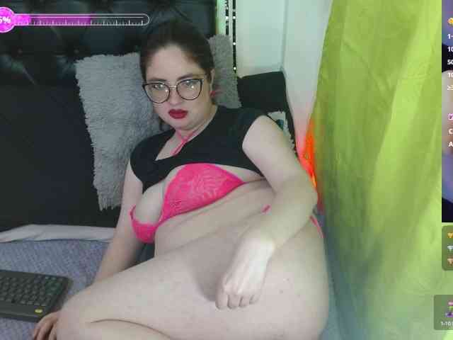 KrystalAdams webcam