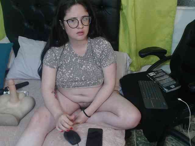 KrystalAdams Live Webcam on BongaCams