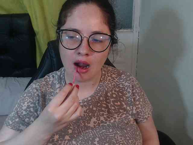 KrystalAdams Live Webcam on BongaCams