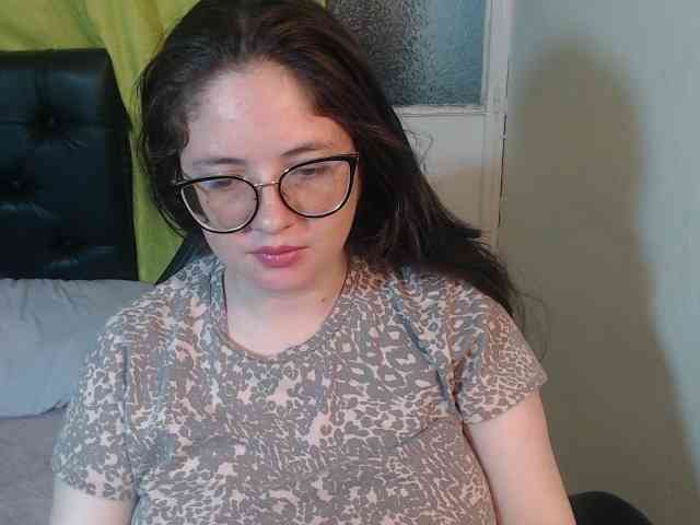 KrystalAdams Live Webcam on BongaCams