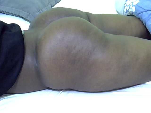 Candilili's BongaCams show and profile