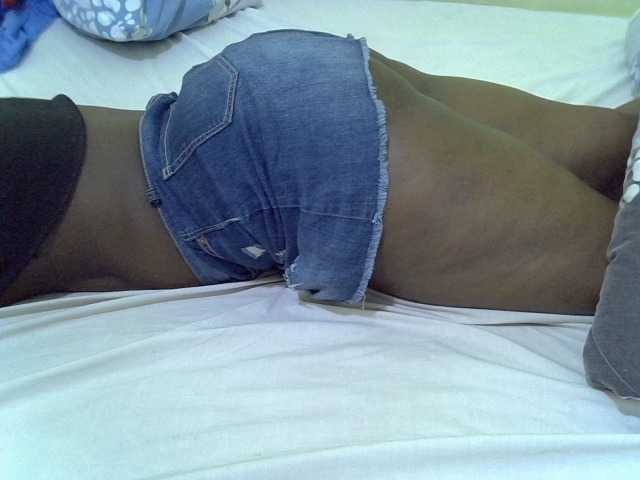 Candilili's BongaCams show and profile