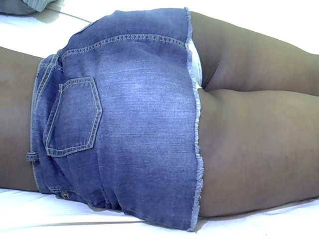 Candilili's BongaCams show and profile