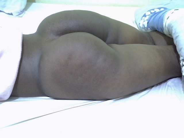 Candilili's BongaCams show and profile