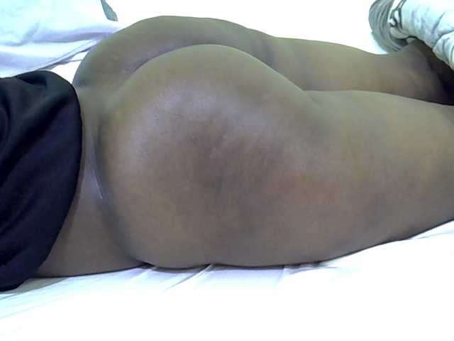 Candilili's BongaCams show and profile