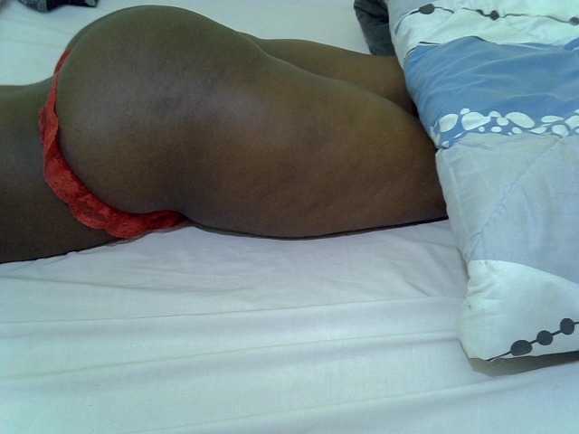 Candilili's BongaCams show and profile