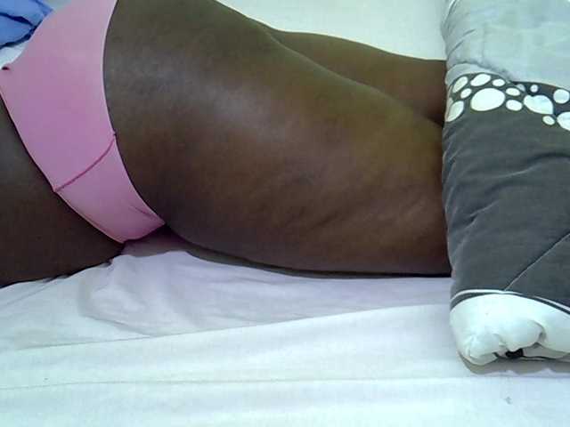 Candilili's BongaCams show and profile