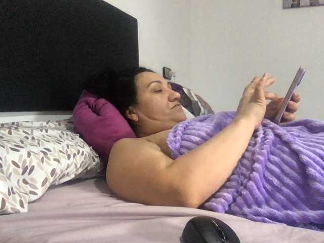 paula19801's BongaCams show and profile