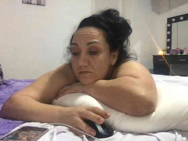 paula19801 paula19801