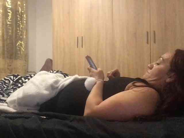 paula19801 Live Webcam on BongaCams