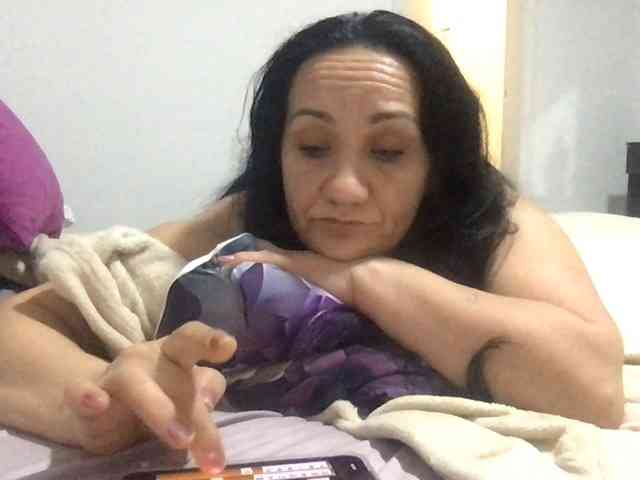 paula19801 paula19801