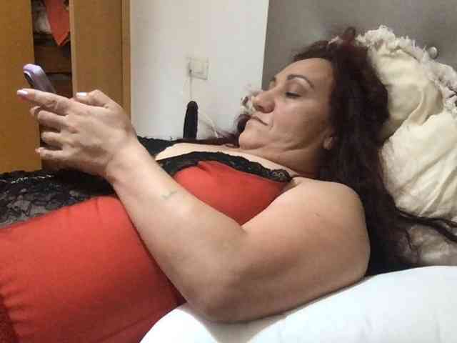 paula19801 Live Webcam on BongaCams