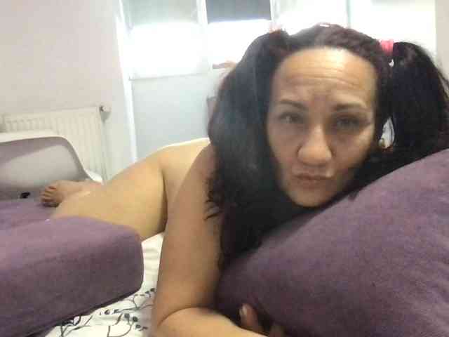 paula19801 webcam
