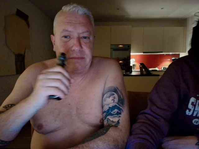 Kinky-Couple-69