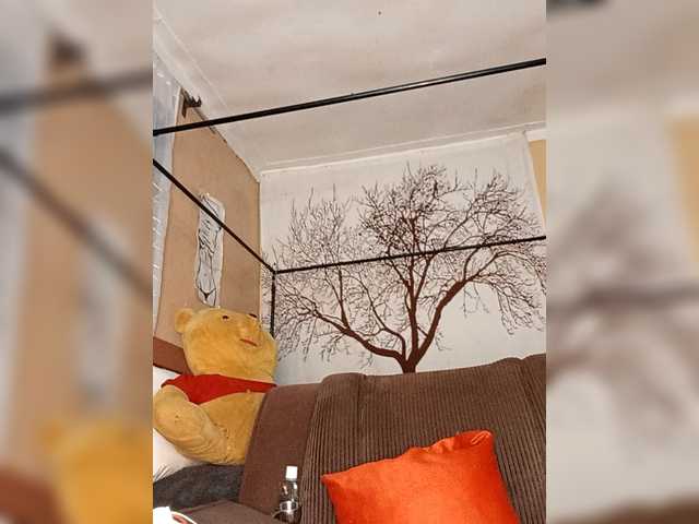 BEENCEE's BongaCams show and profile