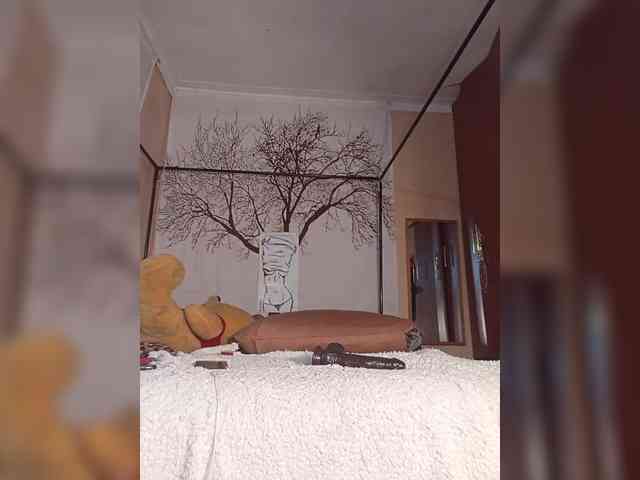 BEENCEE Live Webcam on BongaCams