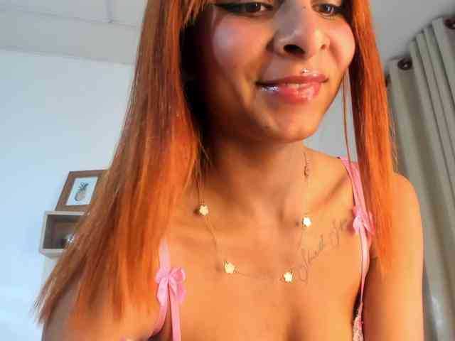 ashley-gomez webcam