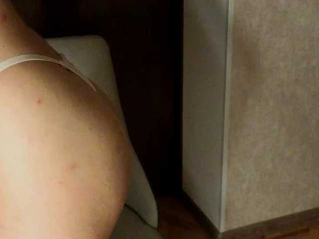 NoFaceModel live cam