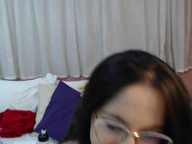 ScarletLevis webcam