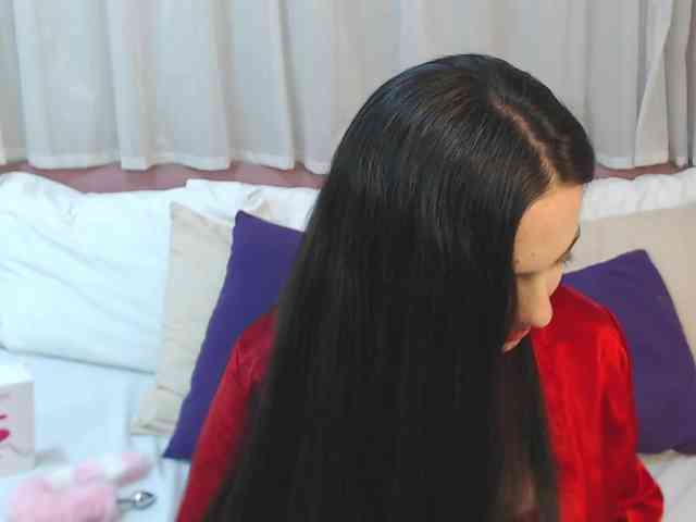 ScarletLevis Live Webcam on BongaCams