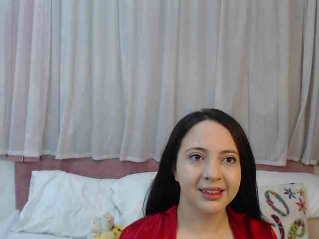 ScarletLevis webcam
