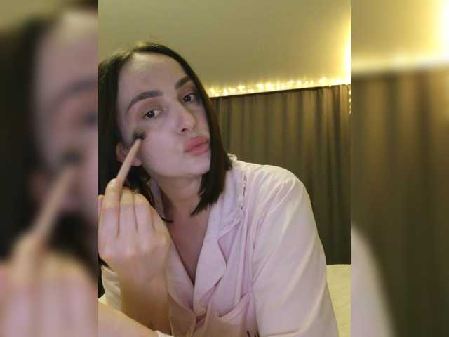 KarenClark's BongaCams show and profile