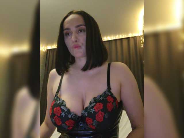 KarenClark's BongaCams show and profile