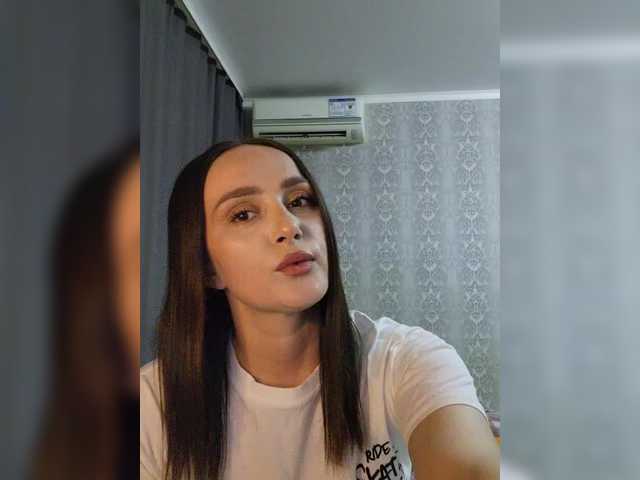 Watch KarenClark Streaming Live