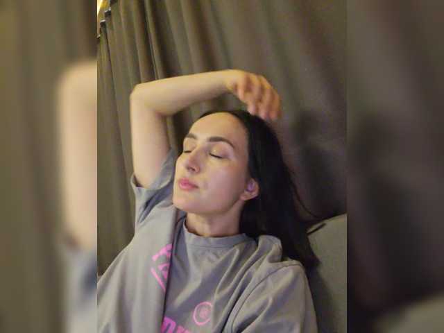 KarenClark's BongaCams show and profile