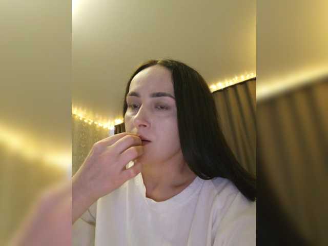 KarenClark's BongaCams show and profile