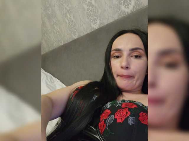 KarenClark's BongaCams show and profile