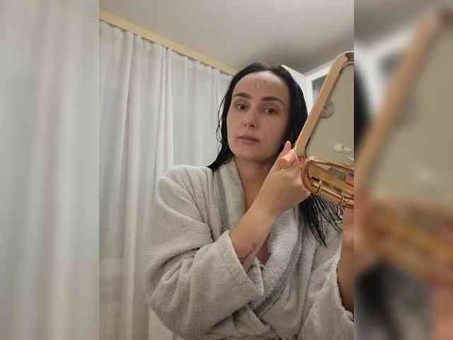 KarenClark webcam