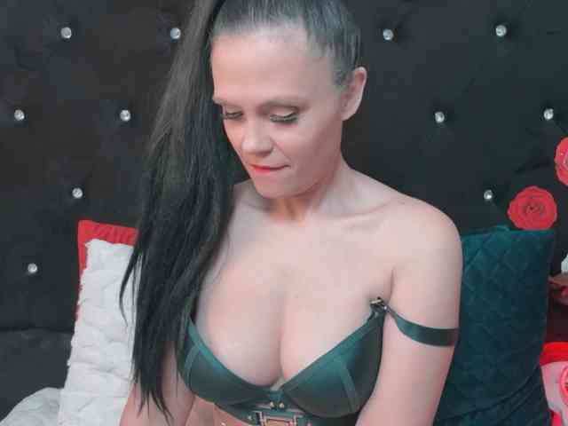 Sweeteest-Julie webcam