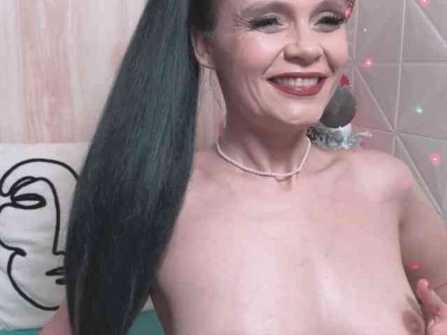 Sweeteest-Julie webcam