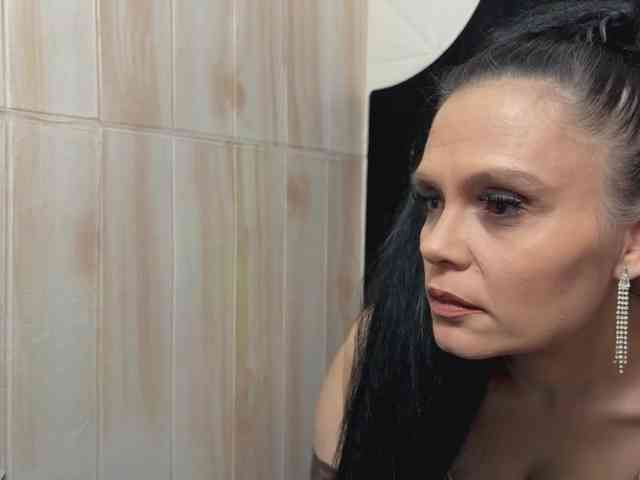 Sweeteest-Julie Sweeteest-Julie