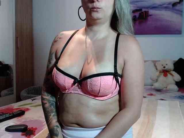Roberta30 webcam