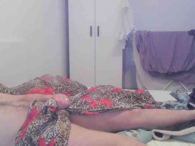 Antoni-crys Live Webcam on BongaCams