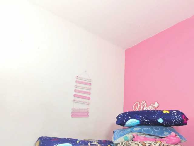 Maite-newmilf's BongaCams show and profile