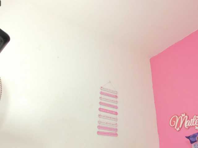 Maite-newmilf's BongaCams show and profile