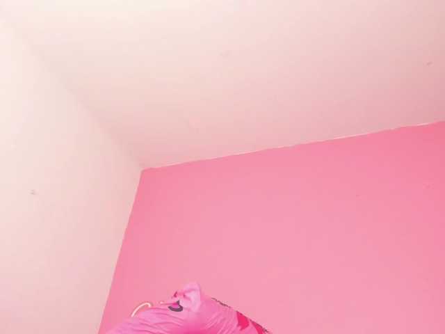 Maite-newmilf's BongaCams show and profile