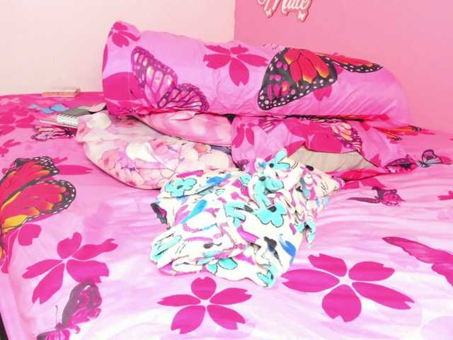 Maite-newmilf's BongaCams show and profile