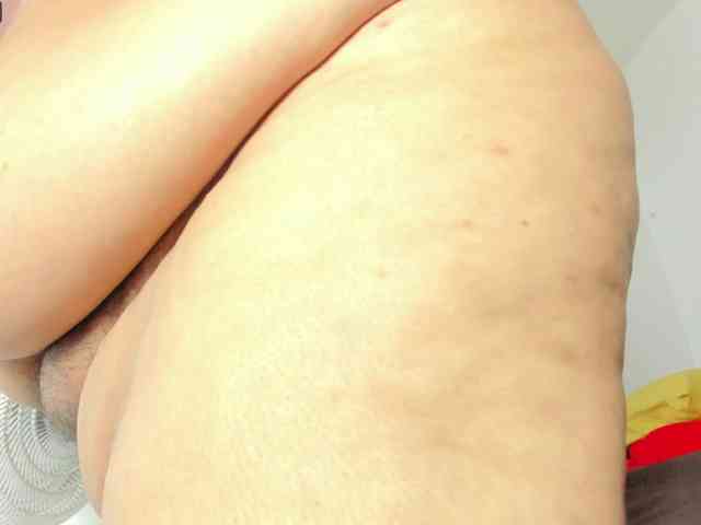 Maite-newmilf webcam