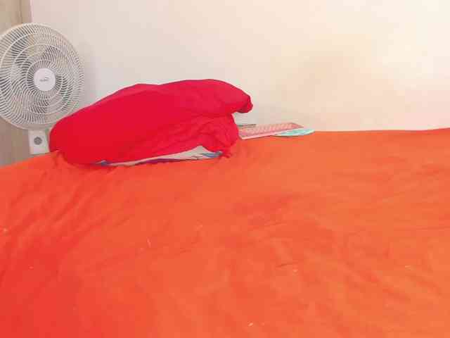 Maite-newmilf webcam