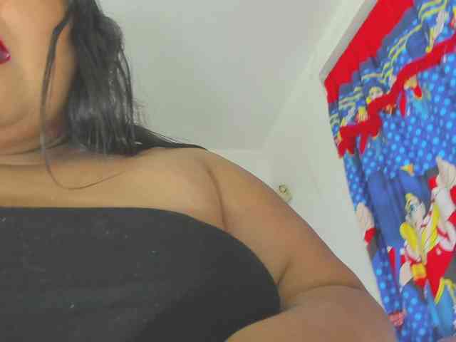 Maite-newmilf webcam